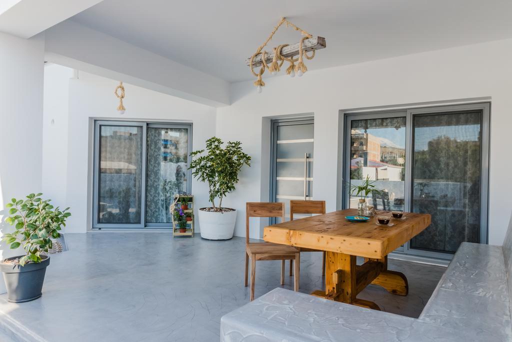 Villa Iceberg Kalamaki  Exteriér fotografie