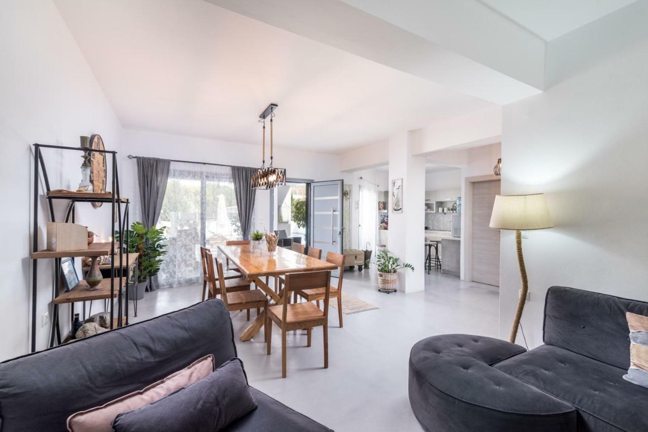 Villa Iceberg Kalamaki  Exteriér fotografie